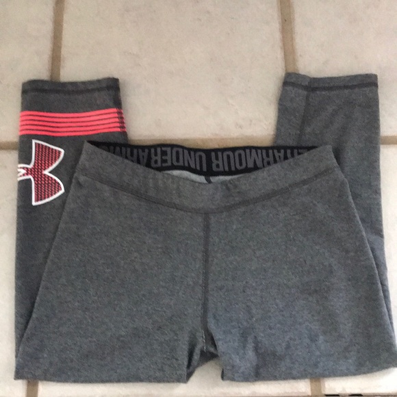 Under Armour Pants - Under Armor Capri pants